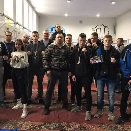 Hostel -Hotel Granat Rivne City Kültér fotó