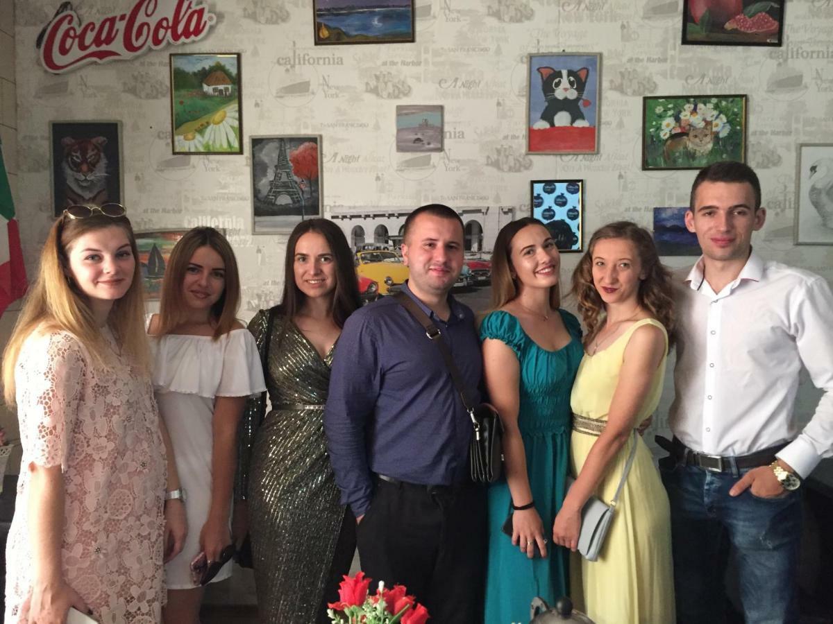 Hostel -Hotel Granat Rivne City Kültér fotó